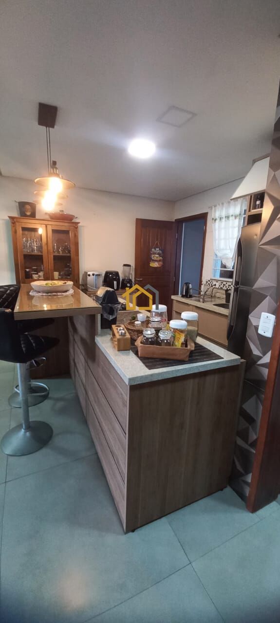 Casa à venda com 2 quartos, 107m² - Foto 10