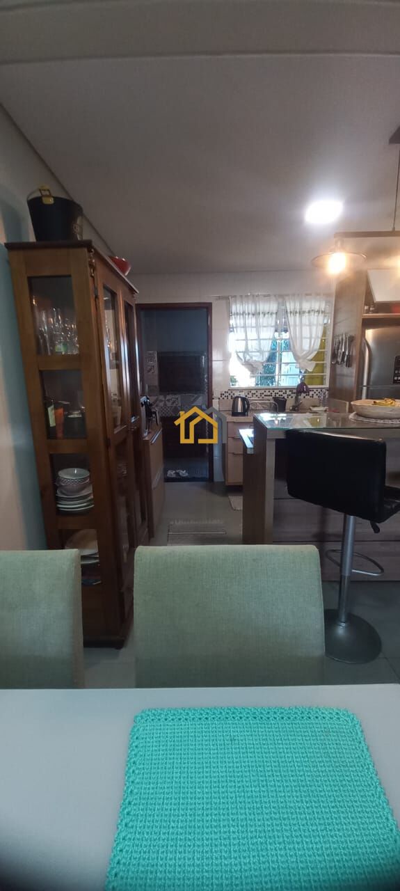 Casa à venda com 2 quartos, 107m² - Foto 7