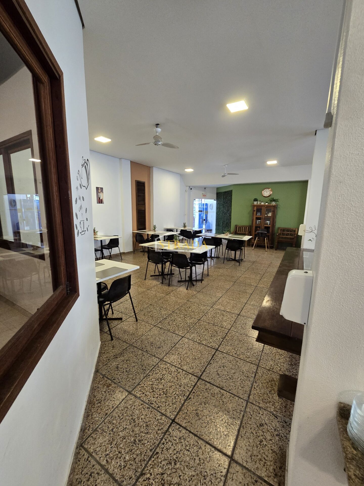 Hotel, 46 quartos, 1953 m² - Foto 10