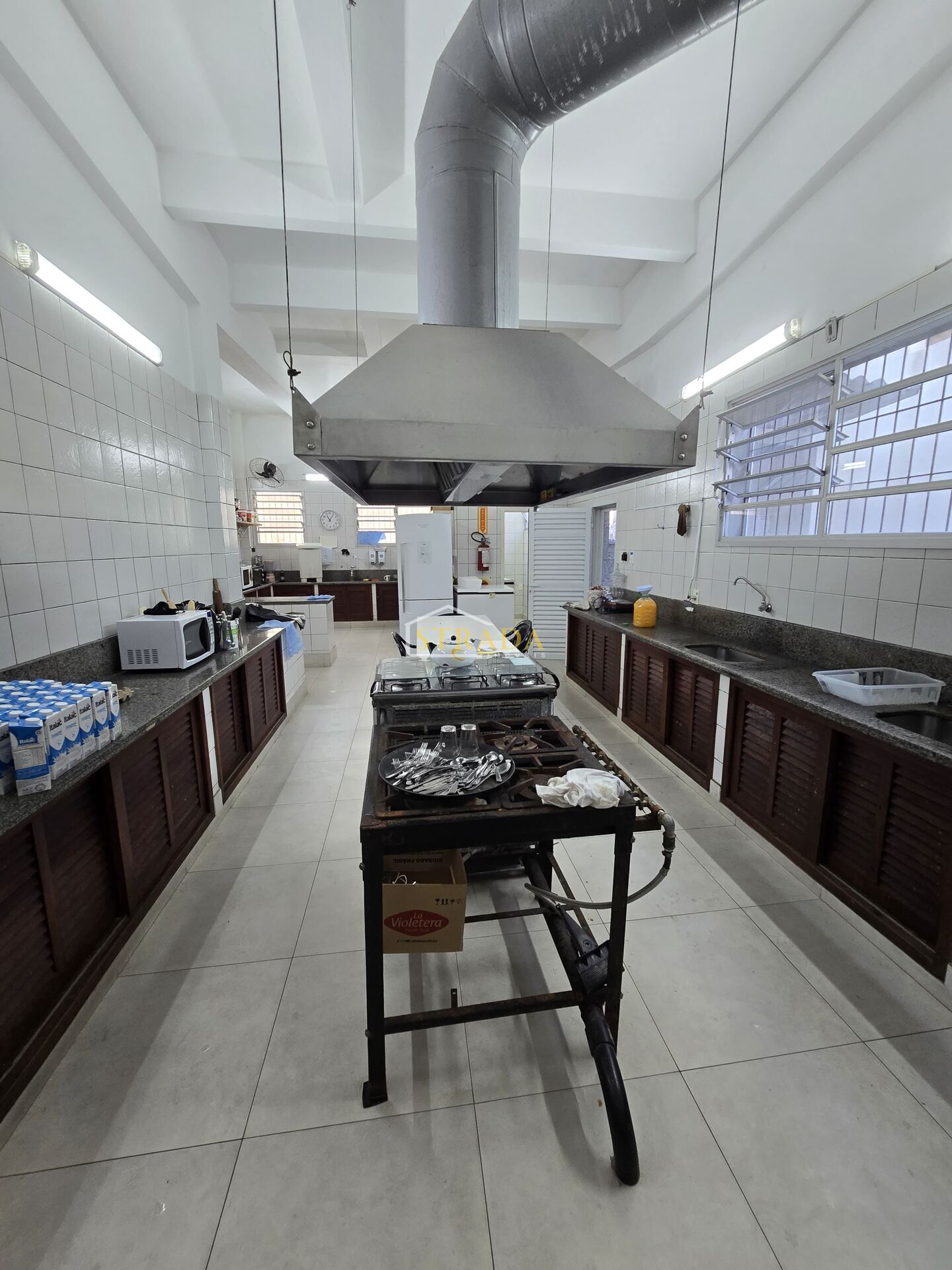 Hotel, 46 quartos, 1953 m² - Foto 12