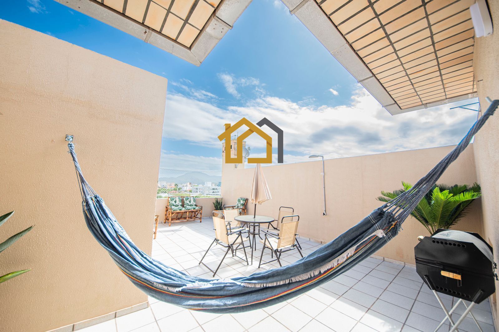 Cobertura à venda com 2 quartos, 104m² - Foto 13