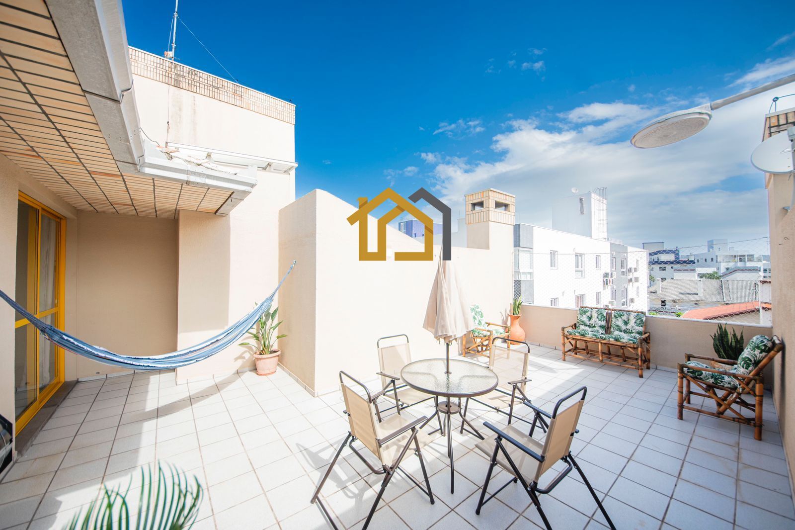 Cobertura à venda com 2 quartos, 104m² - Foto 16