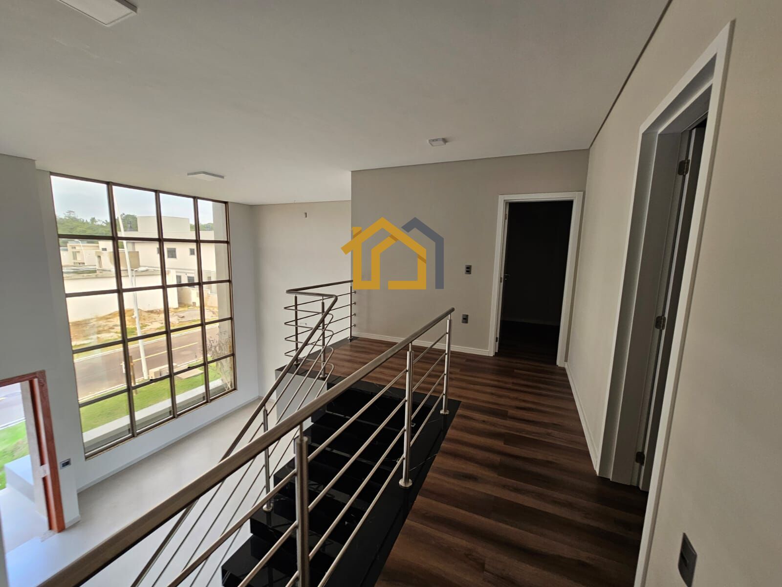 Casa à venda com 4 quartos, 250m² - Foto 19