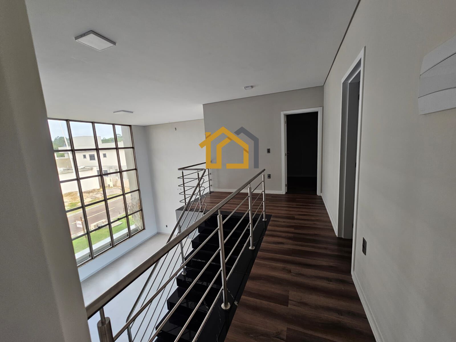 Casa à venda com 4 quartos, 250m² - Foto 21