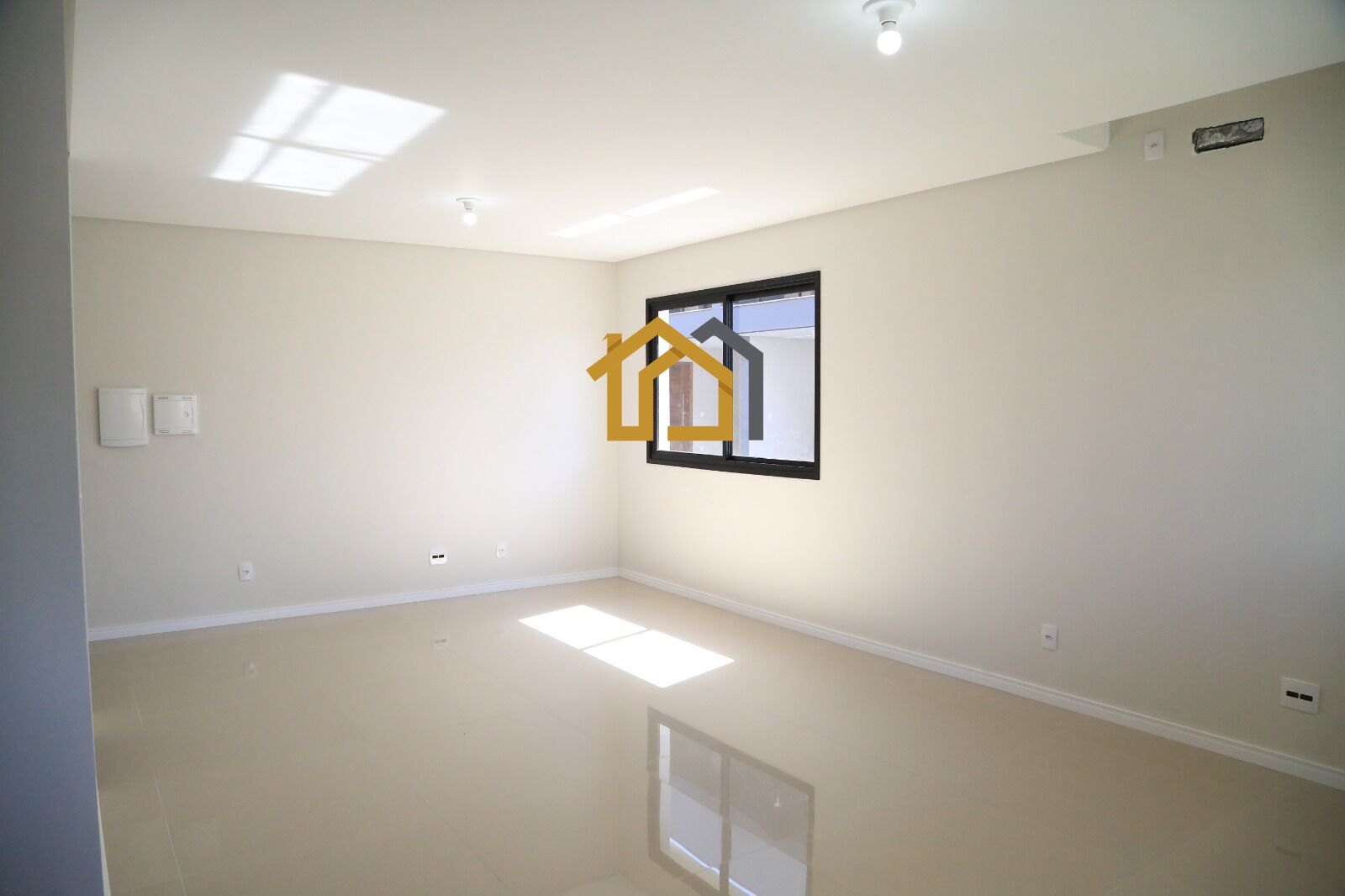 Casa à venda com 3 quartos, 142m² - Foto 9