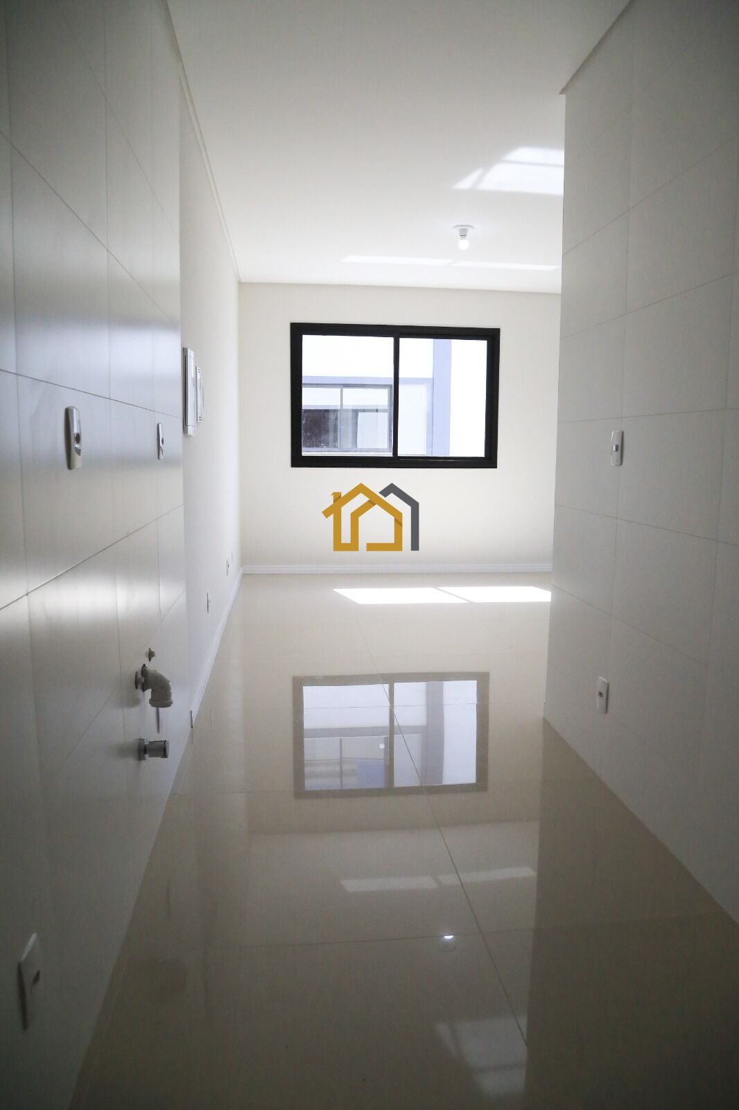 Casa à venda com 3 quartos, 142m² - Foto 7