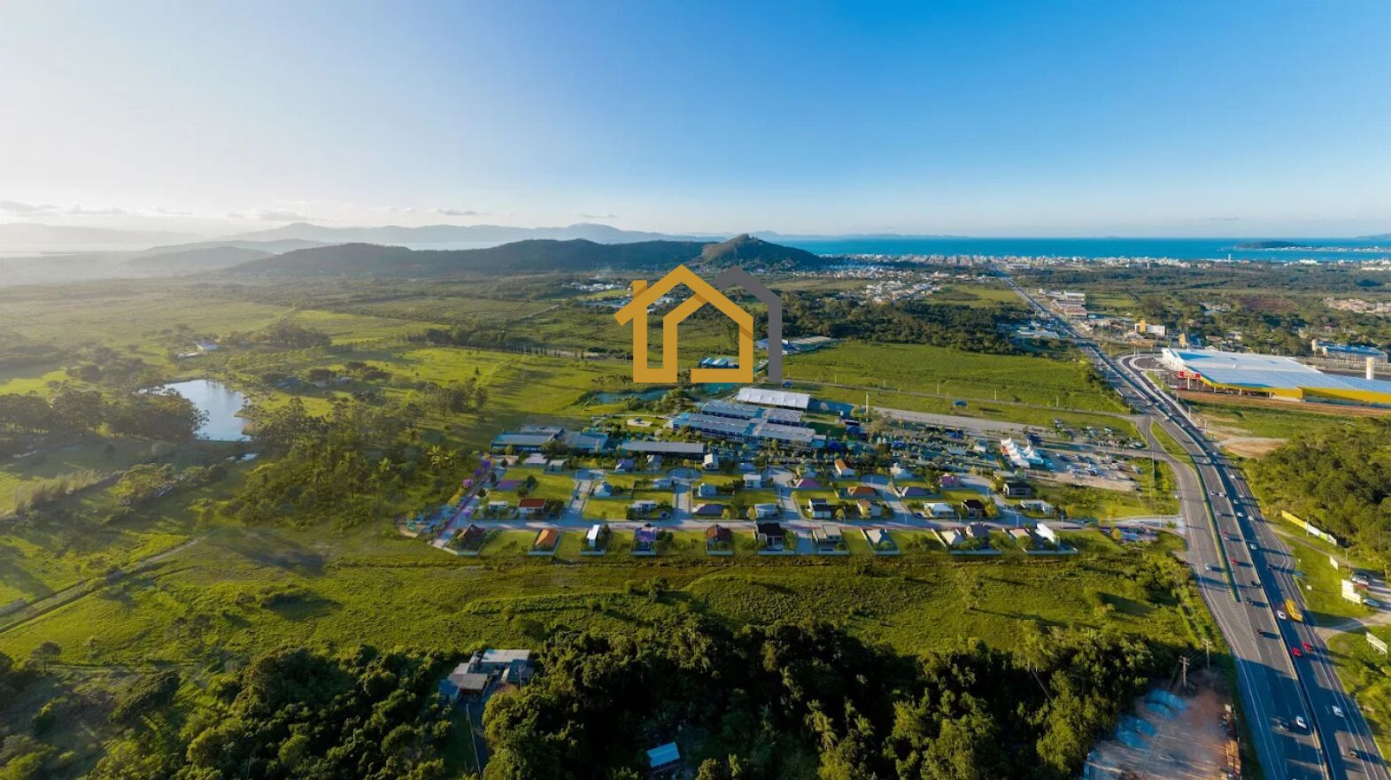 Casa à venda com 3 quartos, 129m² - Foto 4
