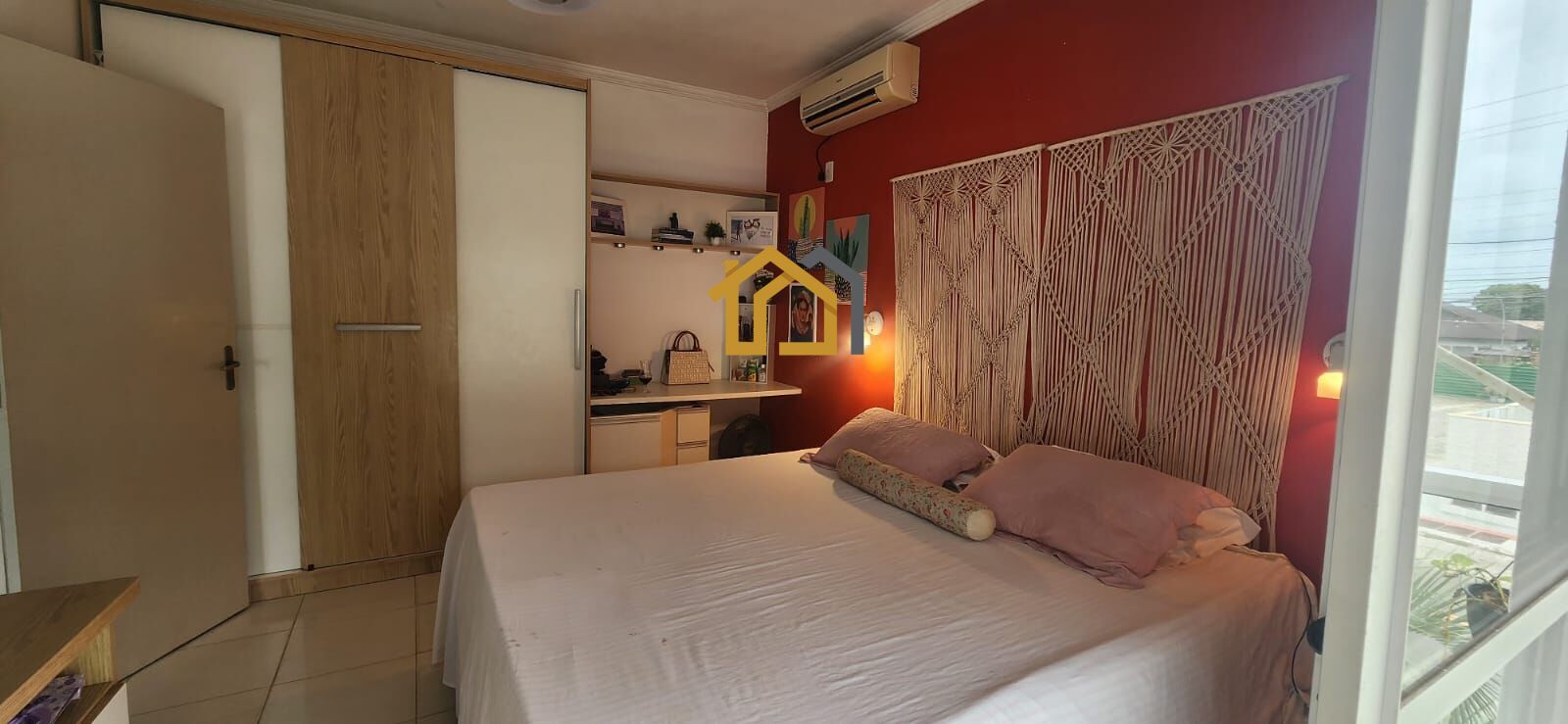 Casa à venda com 2 quartos, 93m² - Foto 4