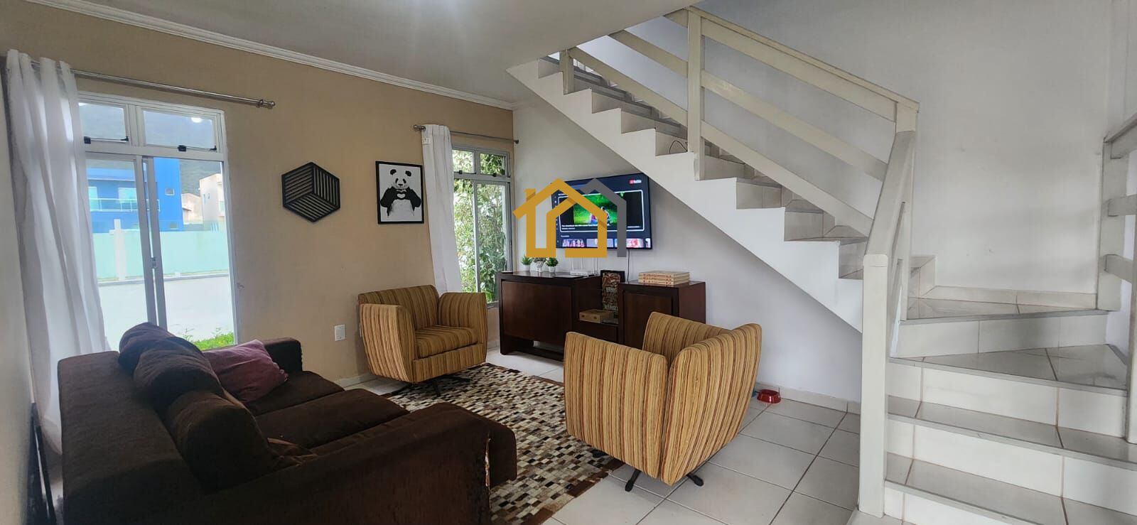 Casa à venda com 2 quartos, 93m² - Foto 3