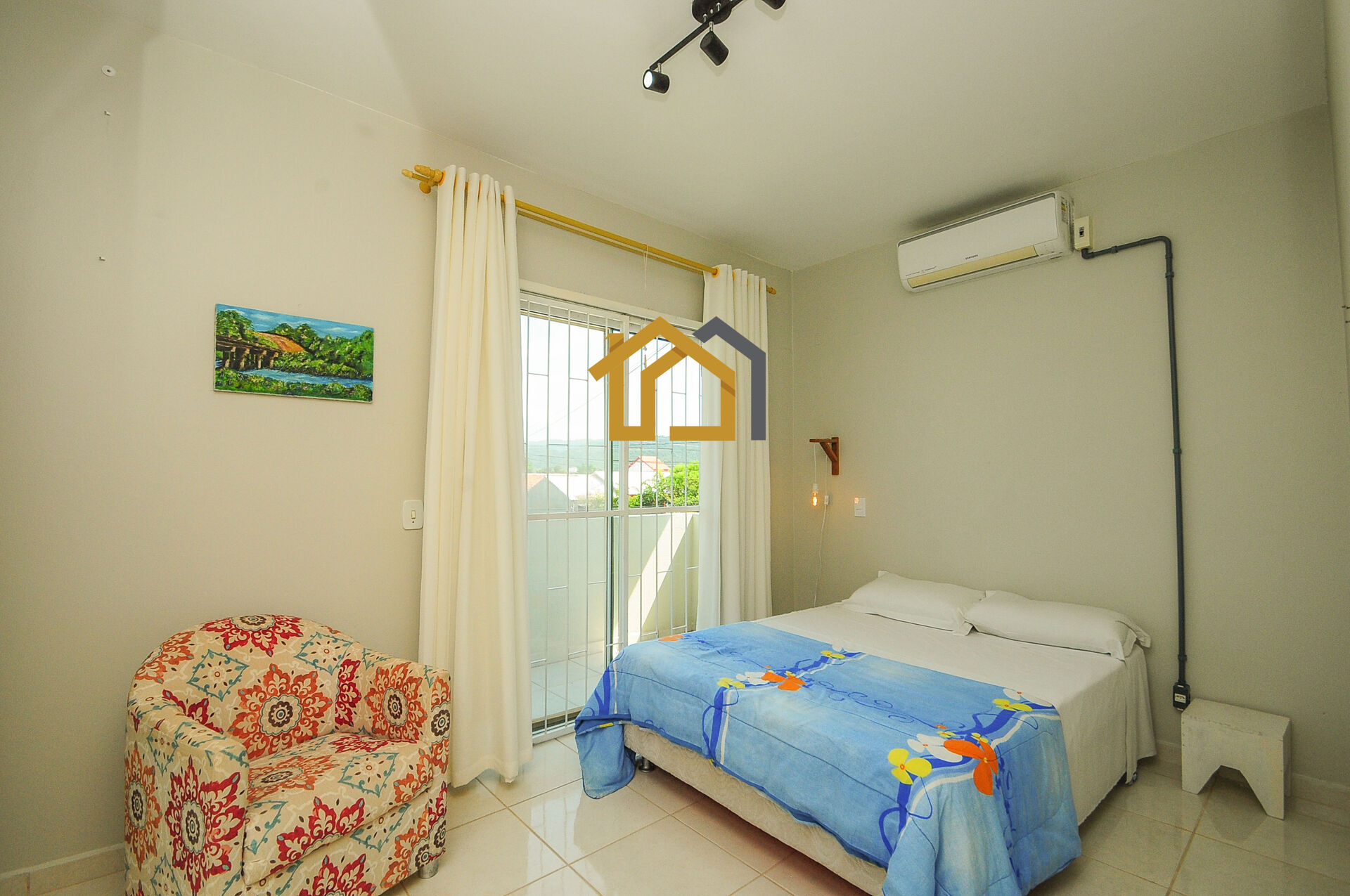 Casa à venda com 3 quartos, 104m² - Foto 13
