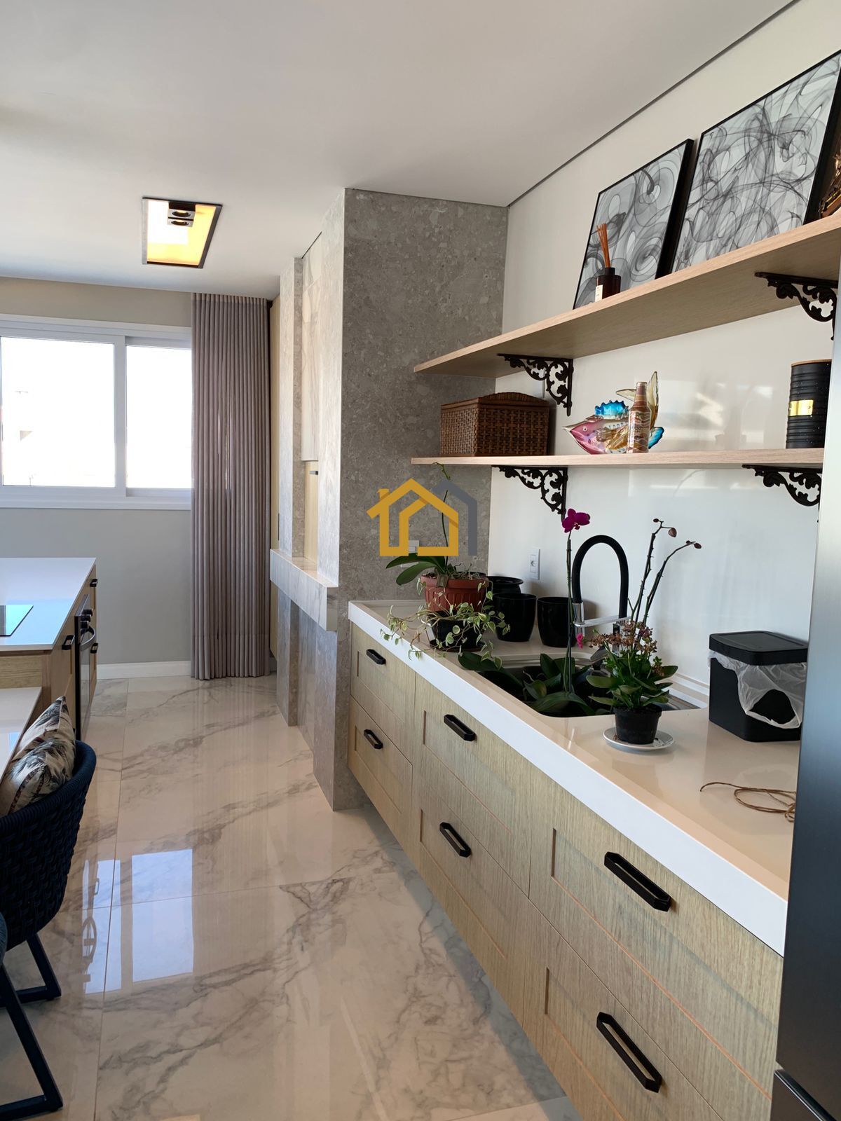 Cobertura à venda com 3 quartos, 221m² - Foto 8