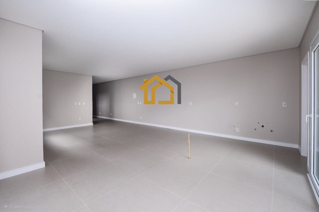 Casa à venda com 3 quartos, 237m² - Foto 5