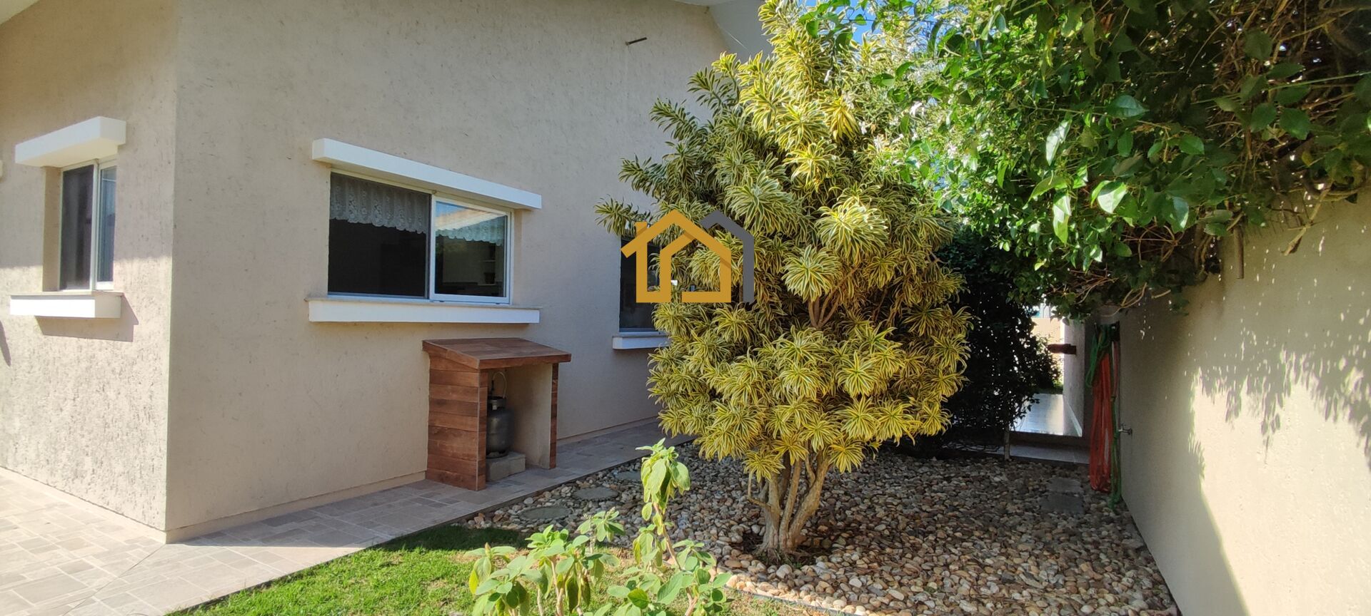 Casa à venda com 3 quartos, 182m² - Foto 26