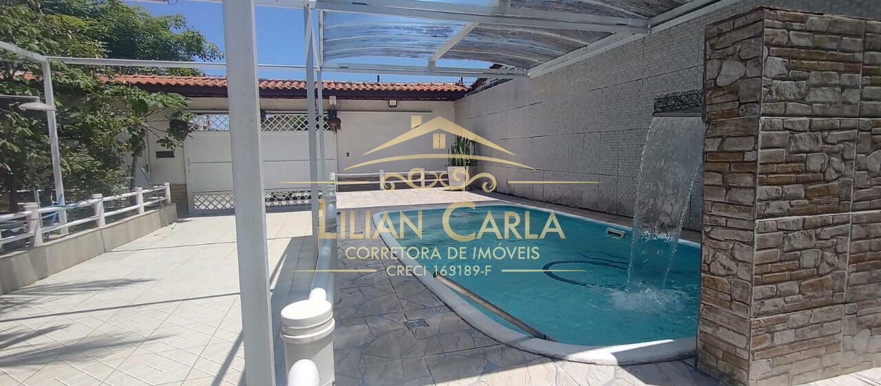 Casa, 4 quartos, 230 m² - Foto 1