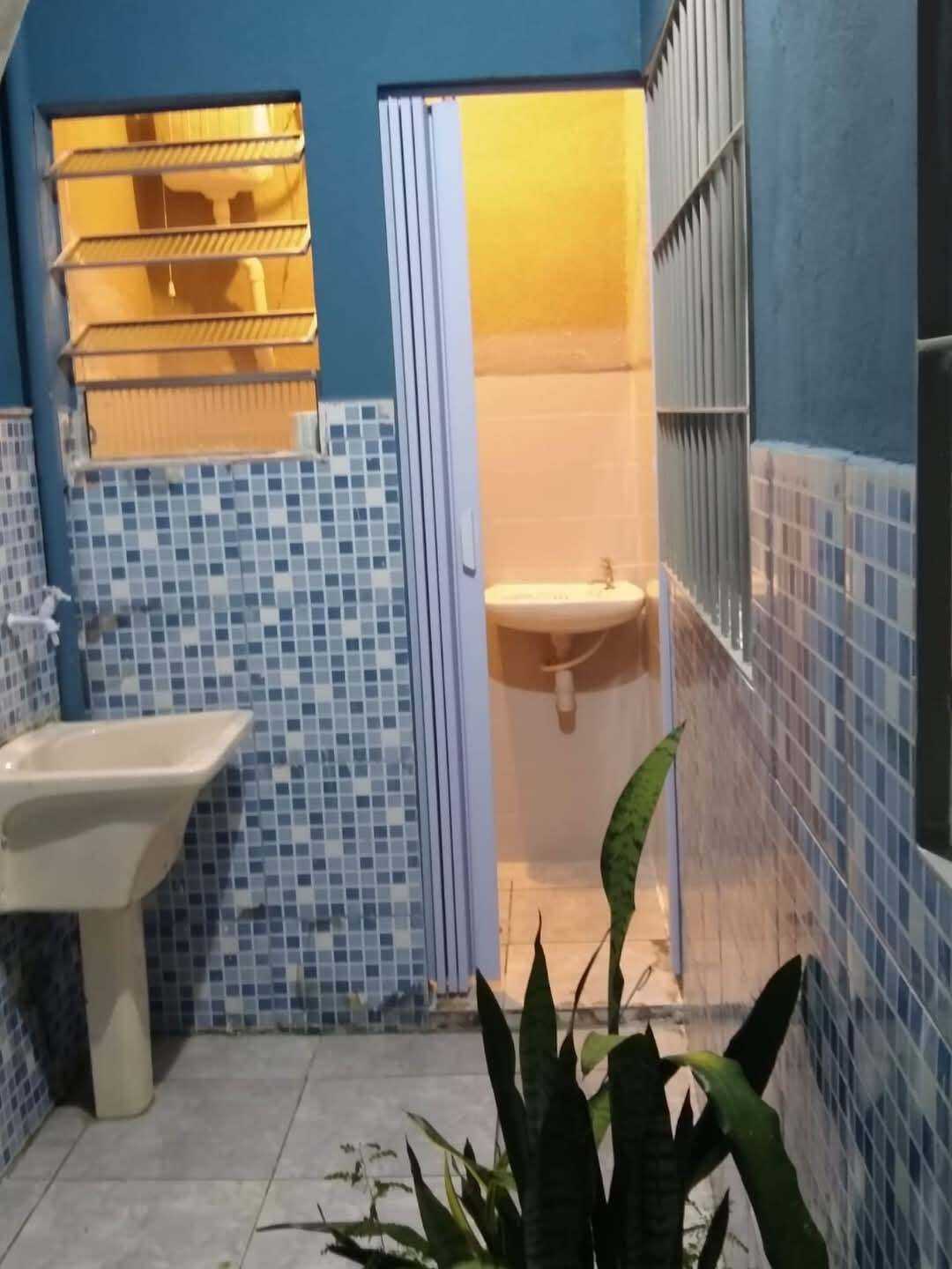 Casa para alugar com 3 quartos, 50m² - Foto 8