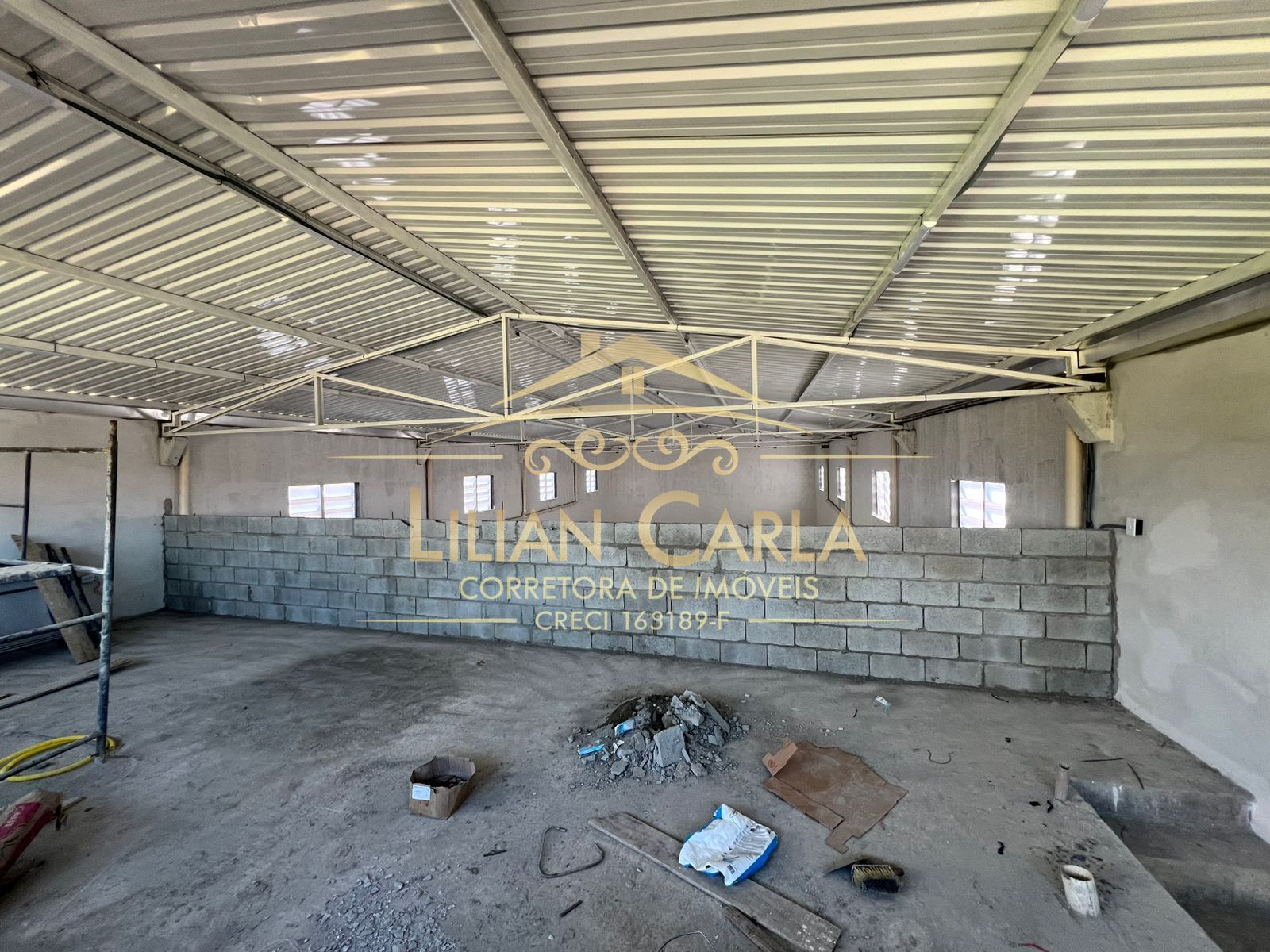 Depósito-Galpão-Armazém à venda, 250m² - Foto 2