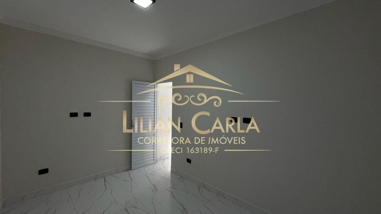 Casa à venda com 2 quartos, 64m² - Foto 4