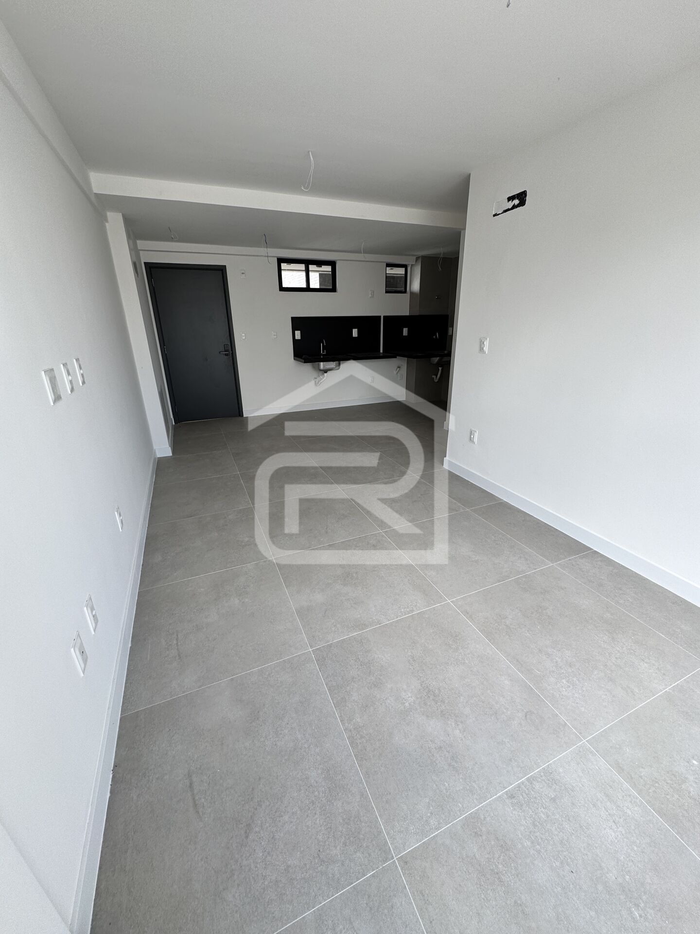 Apartamento à venda com 3 quartos, 77m² - Foto 4