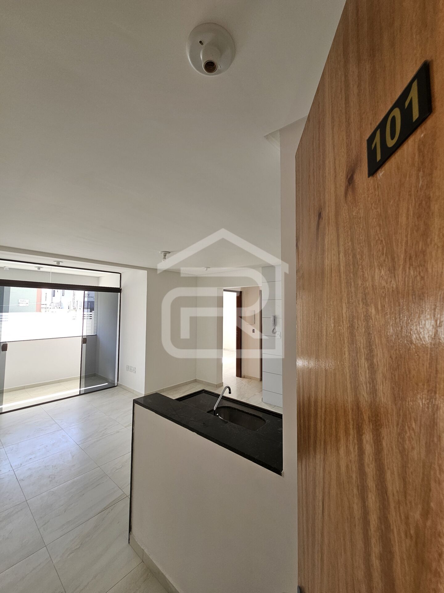 Apartamento à venda com 2 quartos, 9m² - Foto 6