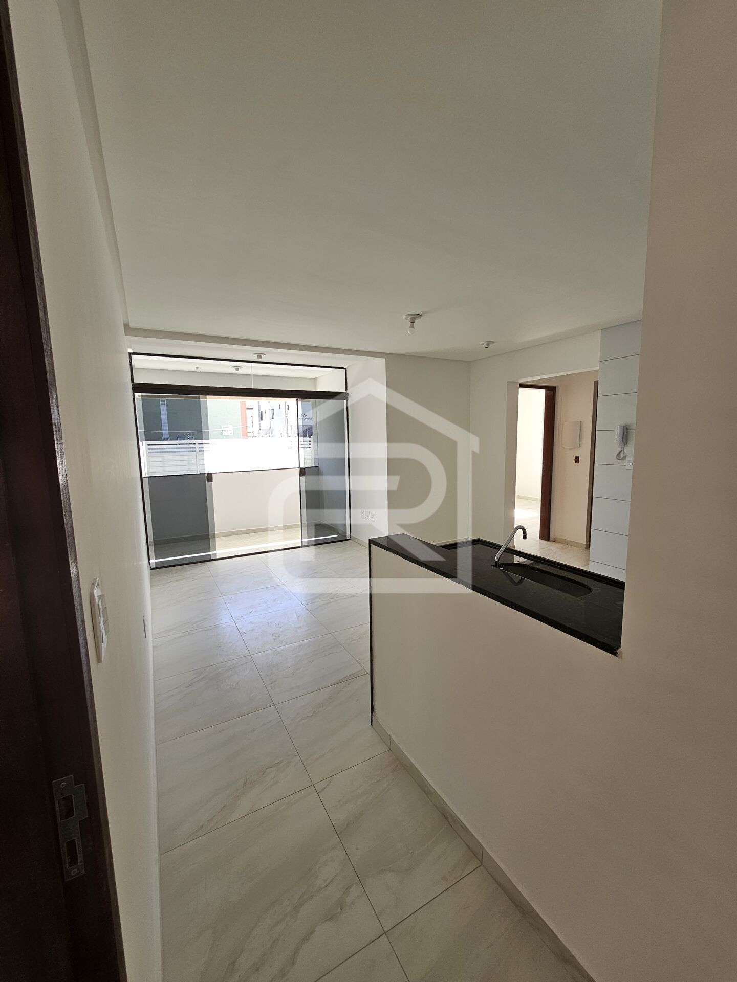 Apartamento à venda com 2 quartos, 9m² - Foto 7