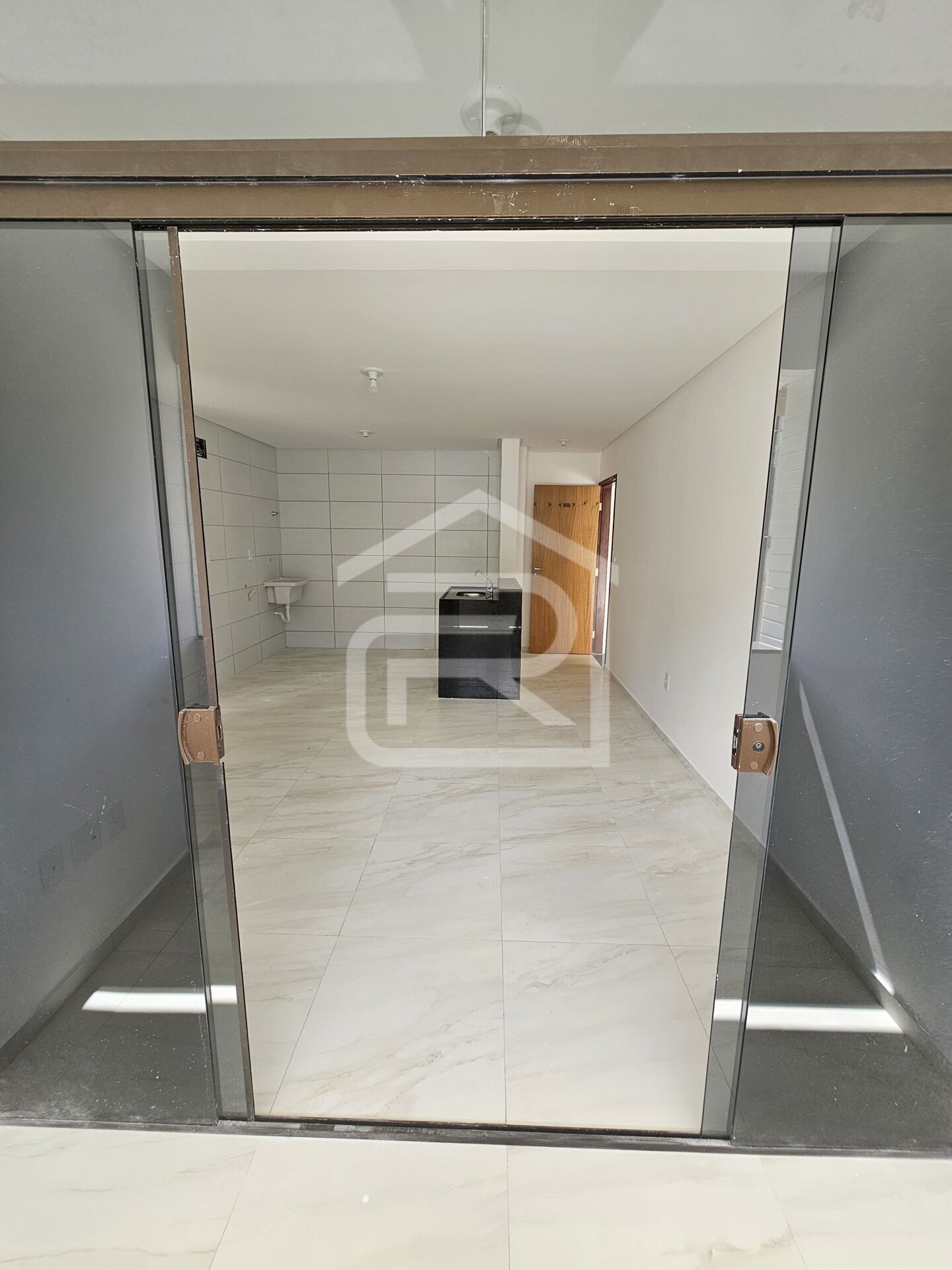 Apartamento à venda com 2 quartos, 9m² - Foto 11