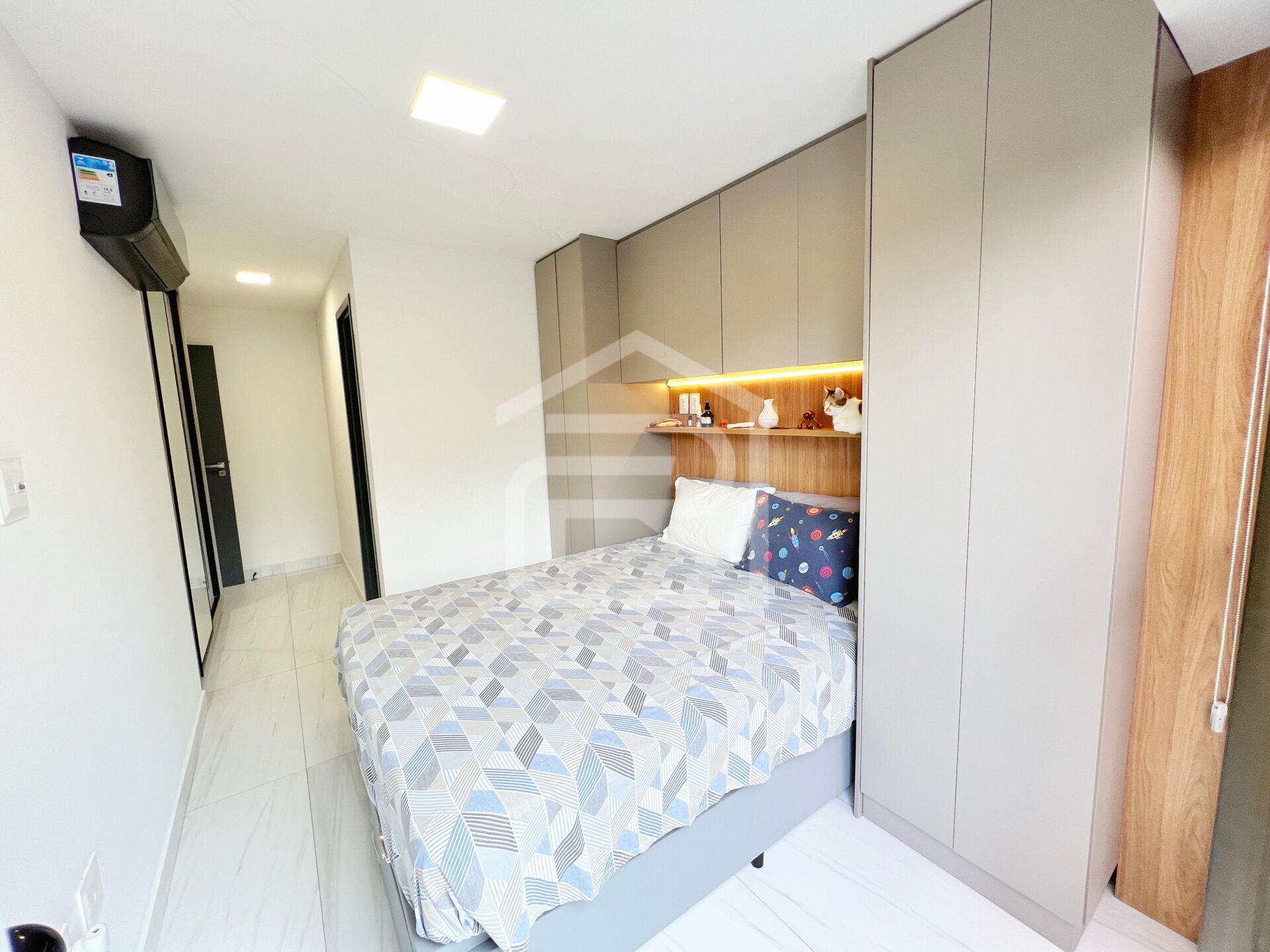 Apartamento à venda com 2 quartos, 32m² - Foto 9