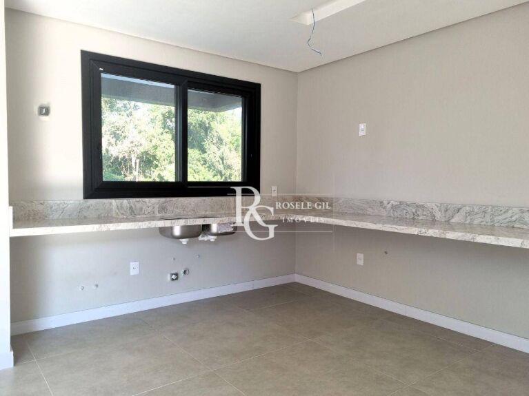 Casa, 4 quartos, 349 m² - Foto 29