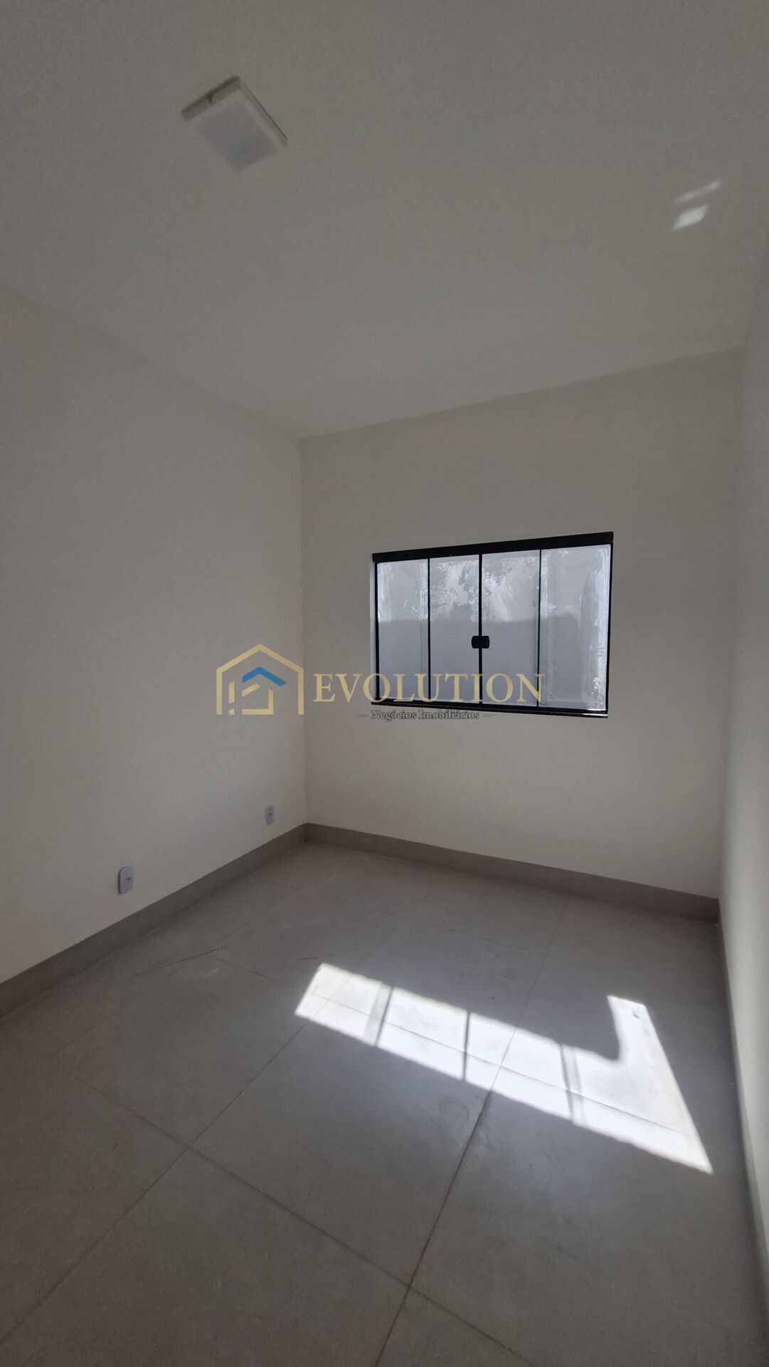 Casa à venda com 3 quartos, 110m² - Foto 9