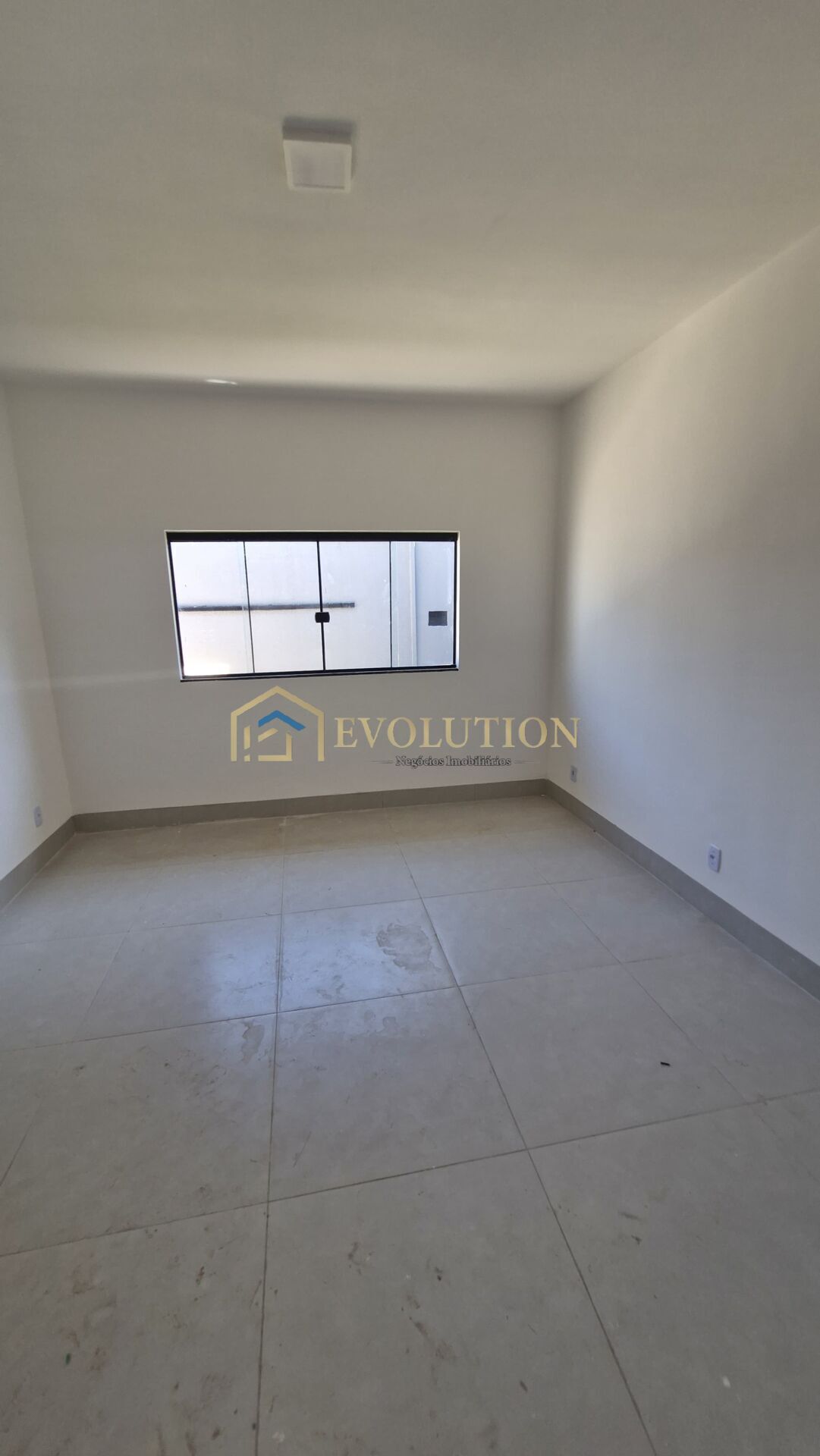 Casa à venda com 3 quartos, 110m² - Foto 12