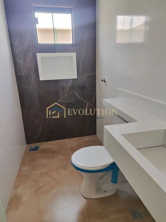 Casa à venda com 3 quartos, 80m² - Foto 11