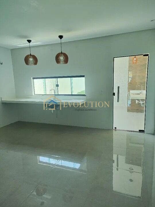 Casa à venda com 3 quartos, 80m² - Foto 6