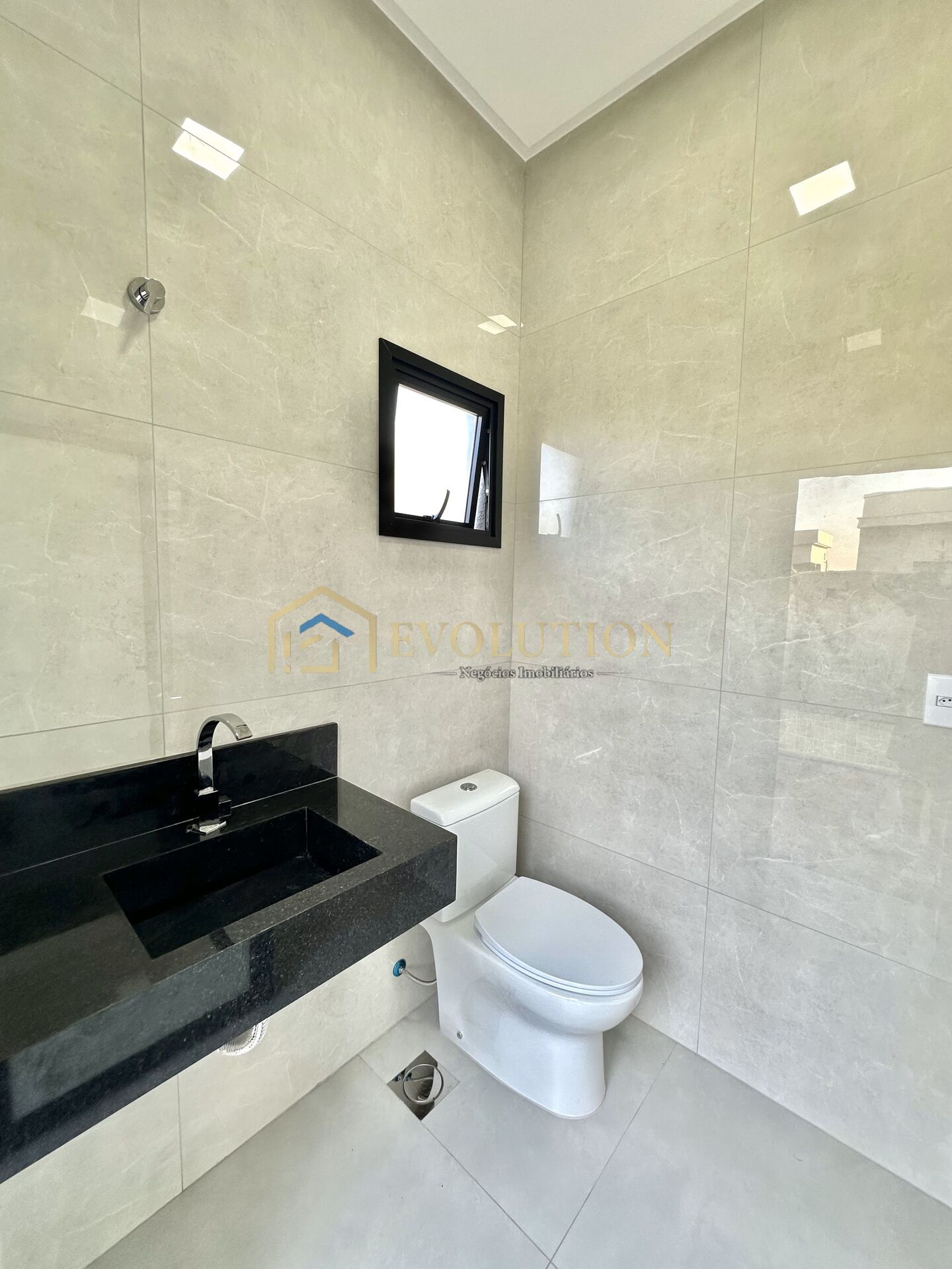 Casa à venda com 3 quartos, 175m² - Foto 19