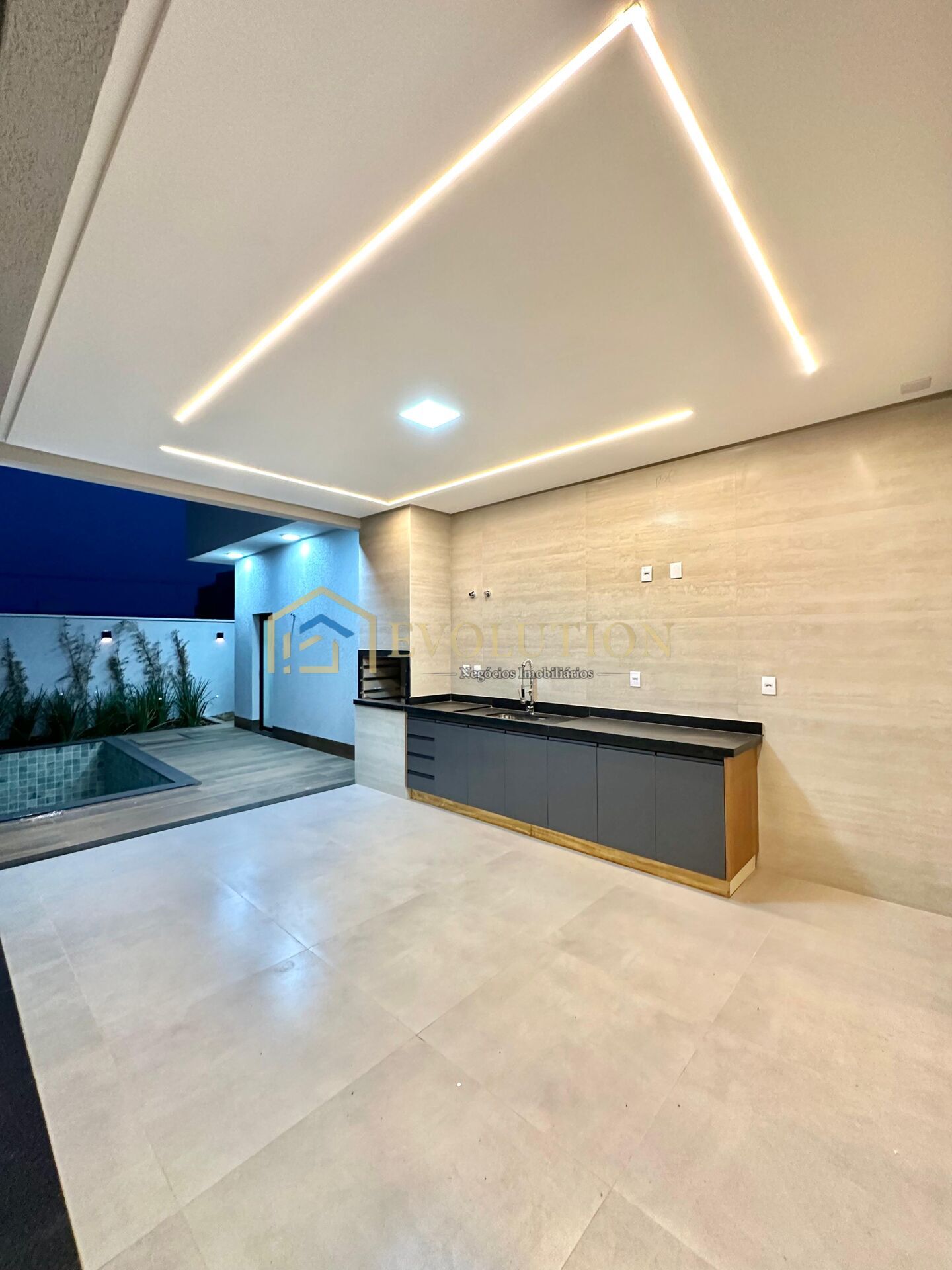 Casa à venda com 3 quartos, 175m² - Foto 10