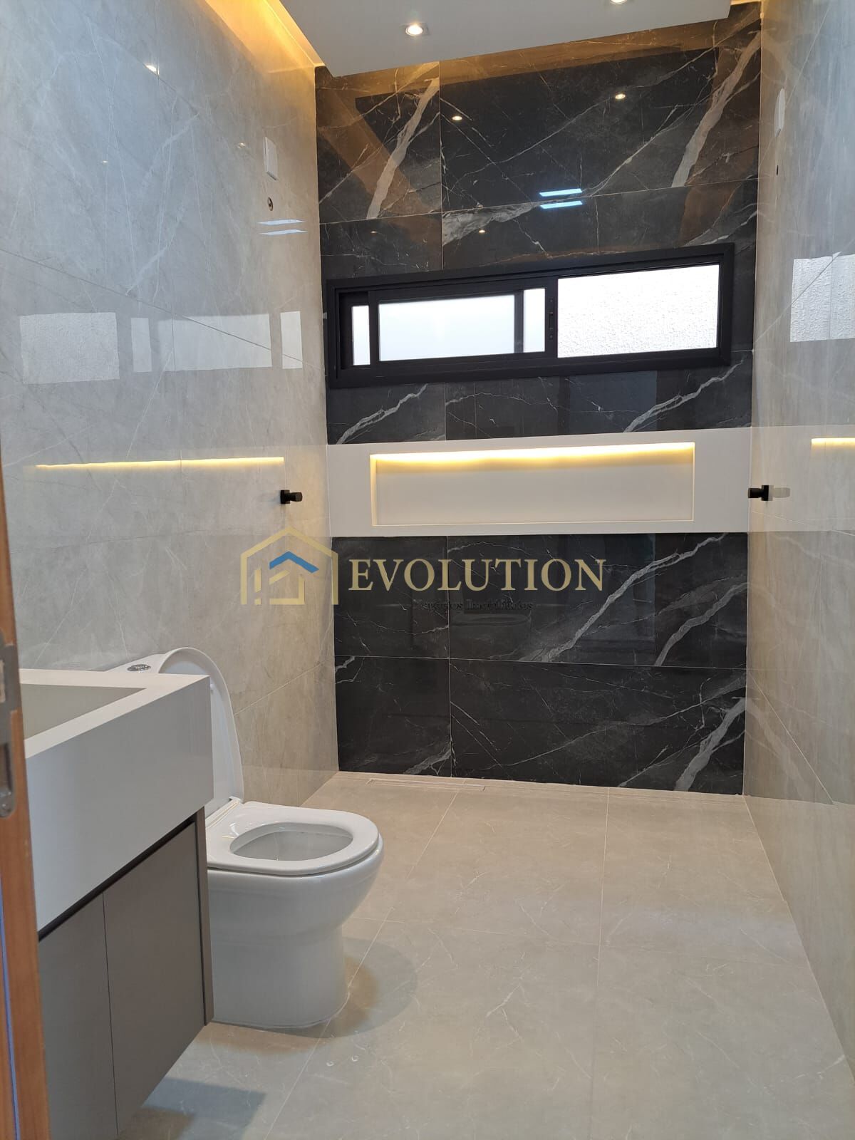 Casa à venda com 3 quartos, 180m² - Foto 18