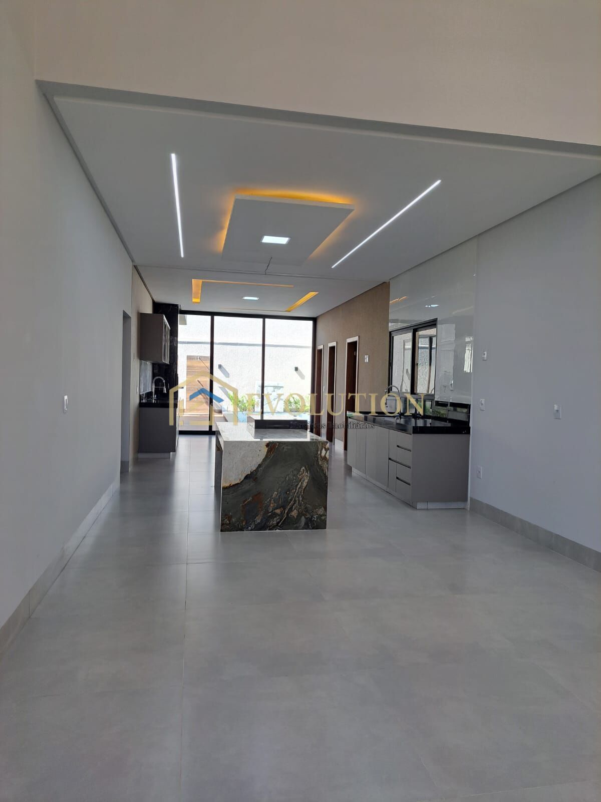 Casa à venda com 3 quartos, 180m² - Foto 16