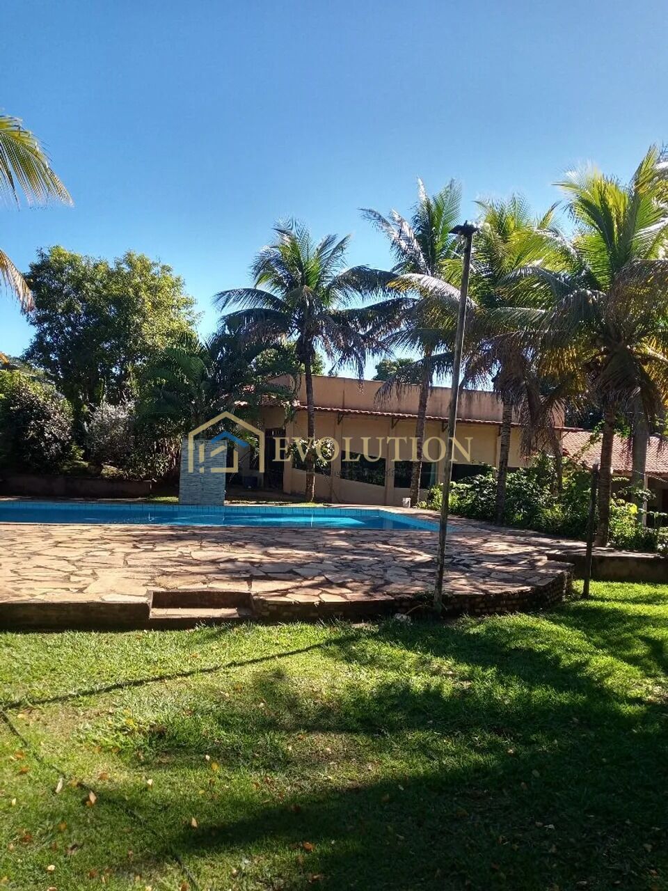 Chácara à venda com 3 quartos, 9000000m² - Foto 2