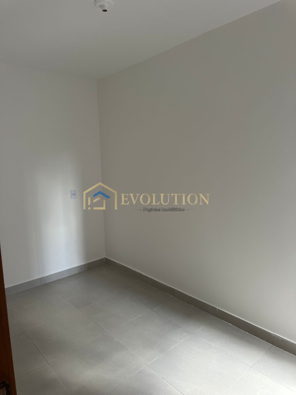 Casa à venda com 2 quartos, 60m² - Foto 6