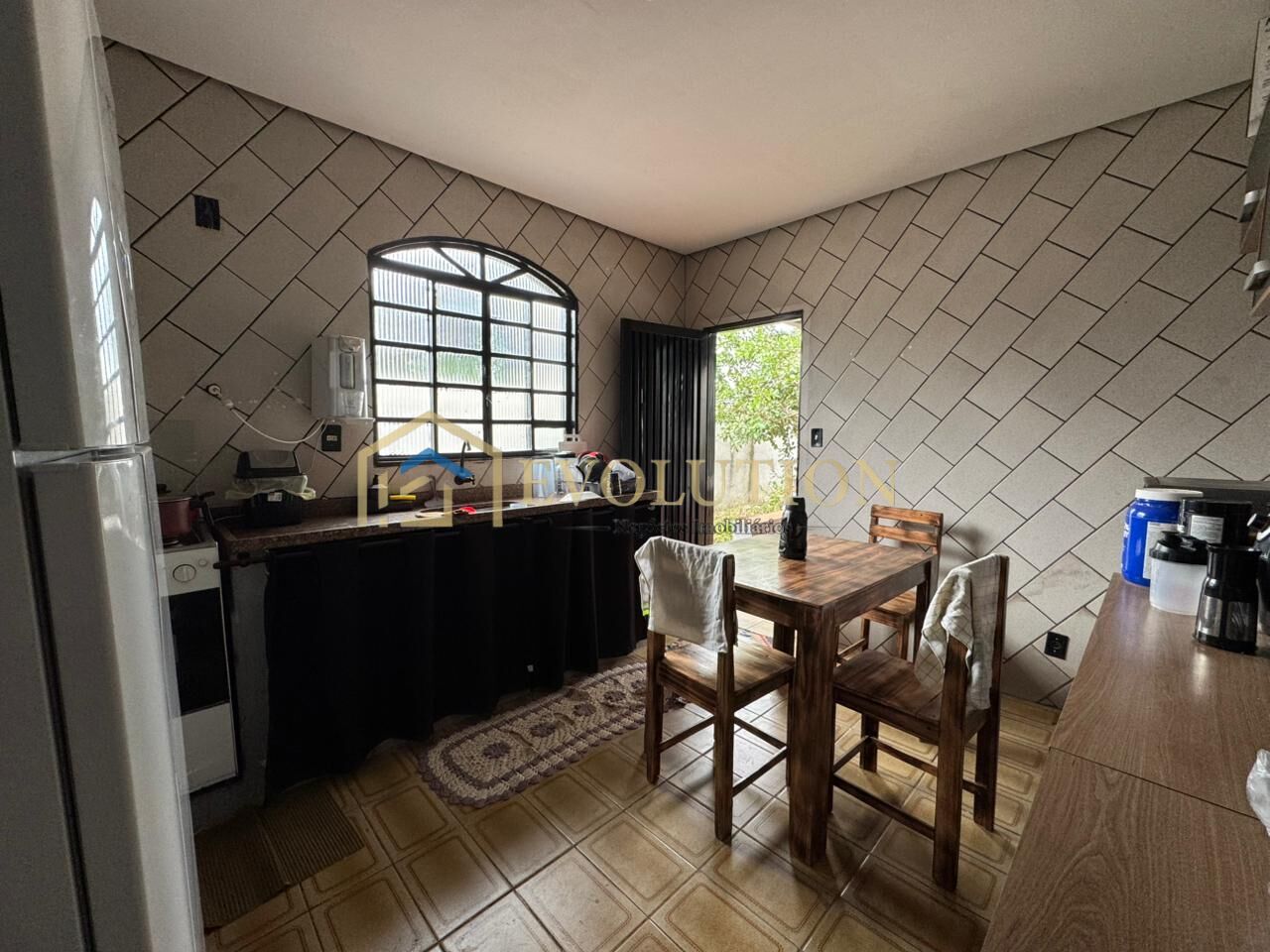 Casa à venda com 3 quartos, 150m² - Foto 6