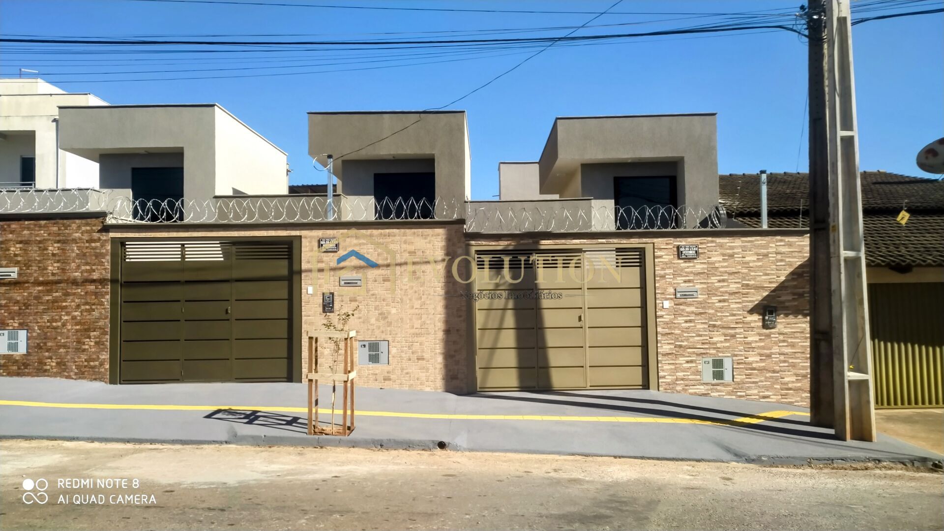 Casa à venda com 3 quartos, 110m² - Foto 2