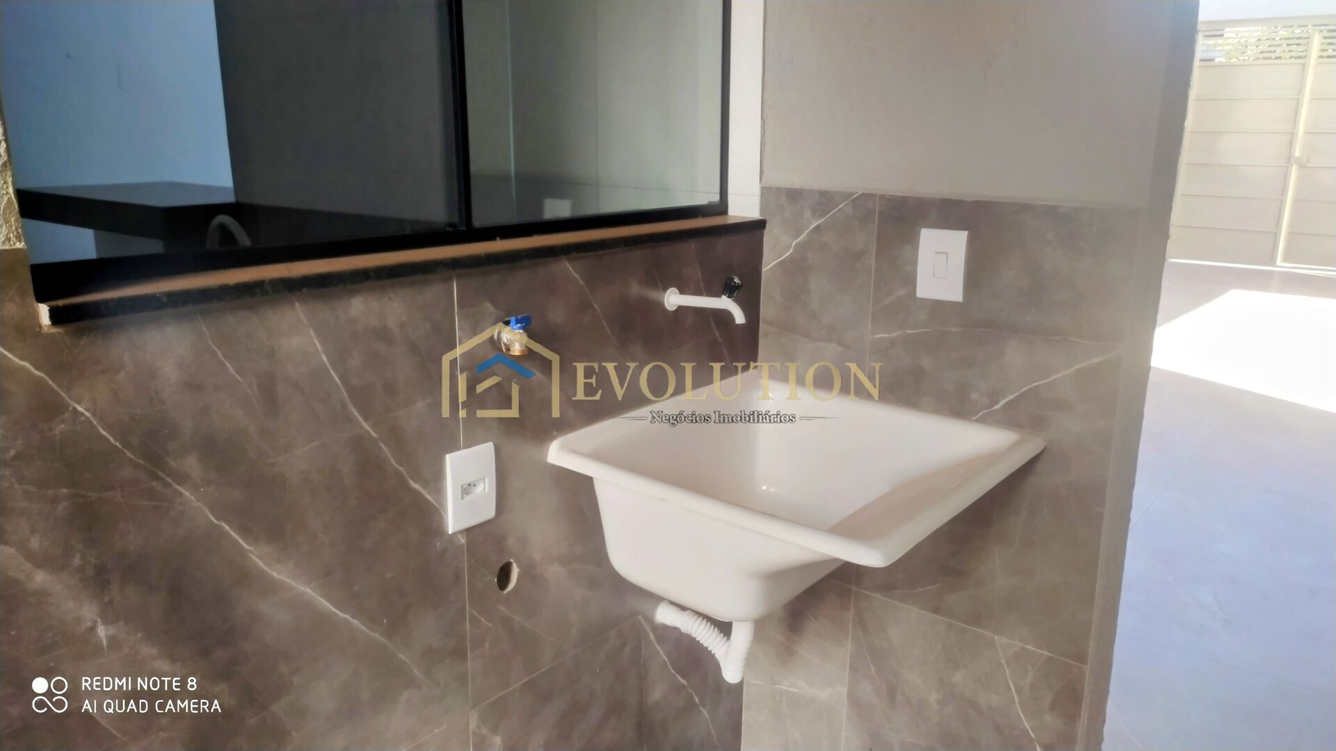Casa à venda com 3 quartos, 110m² - Foto 7