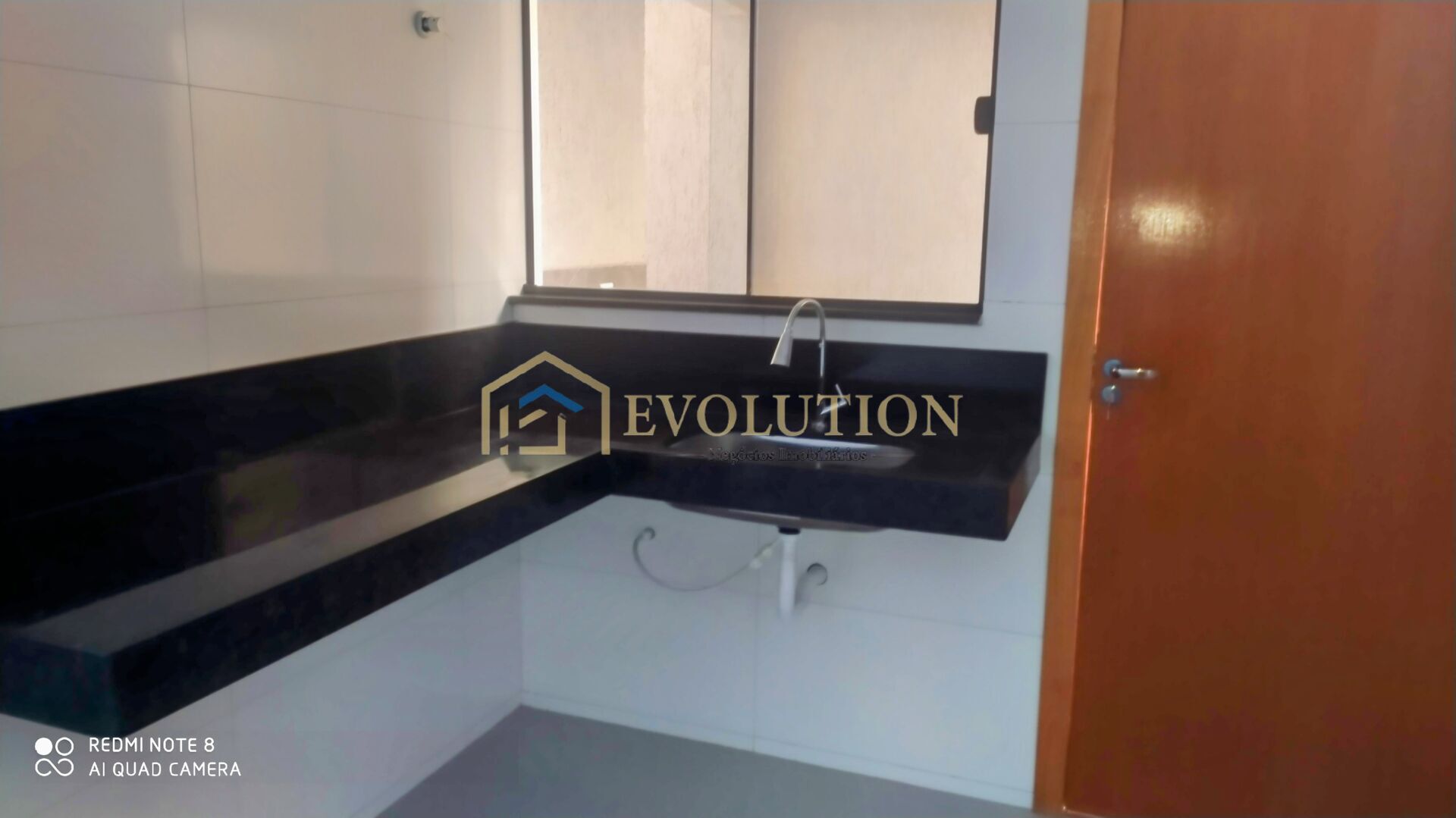Casa à venda com 3 quartos, 110m² - Foto 13