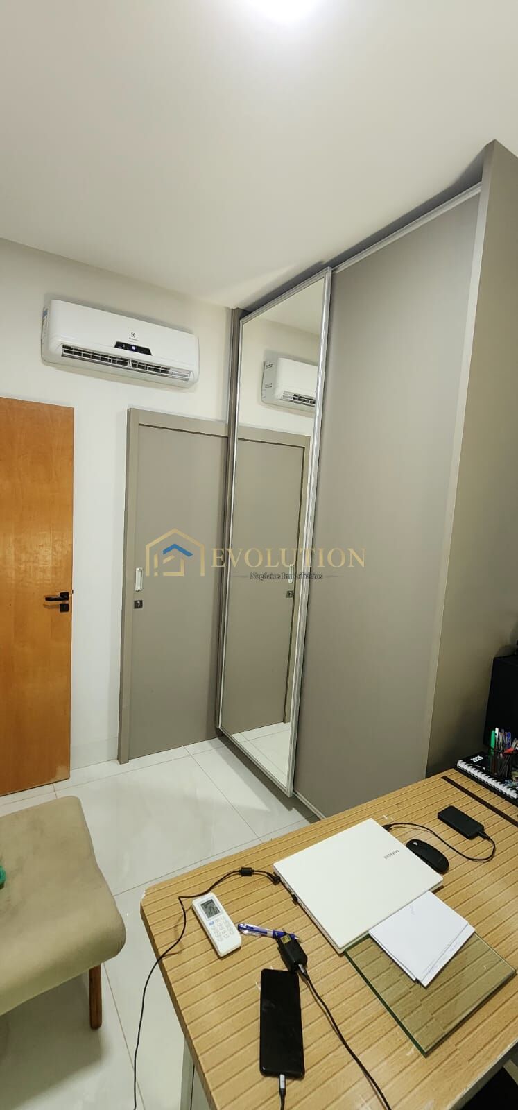 Casa à venda com 3 quartos, 210m² - Foto 16
