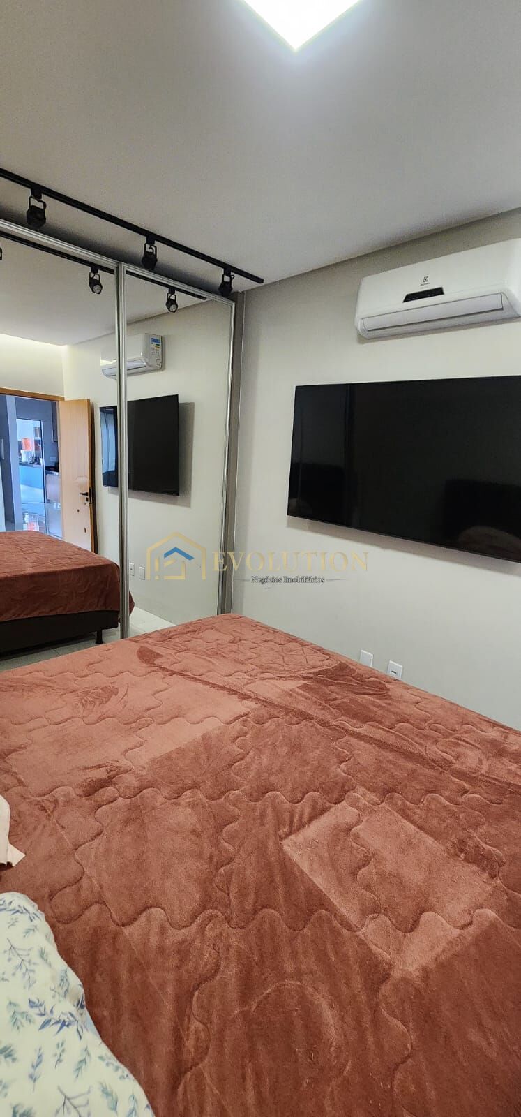 Casa à venda com 3 quartos, 210m² - Foto 13