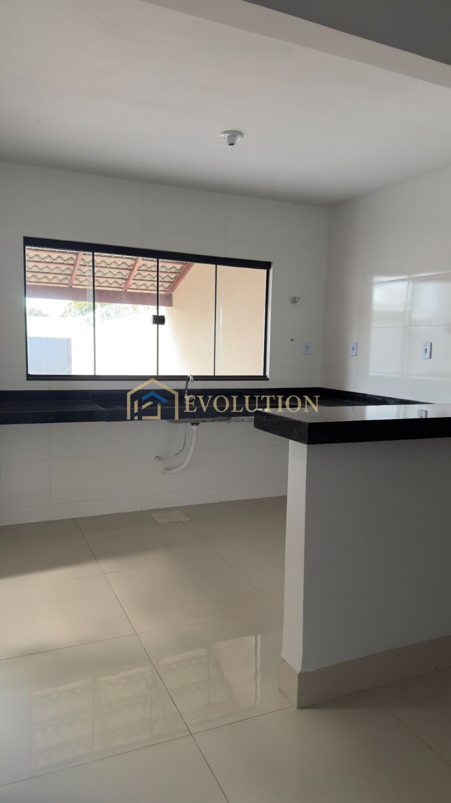 Casa à venda com 2 quartos, 102m² - Foto 4