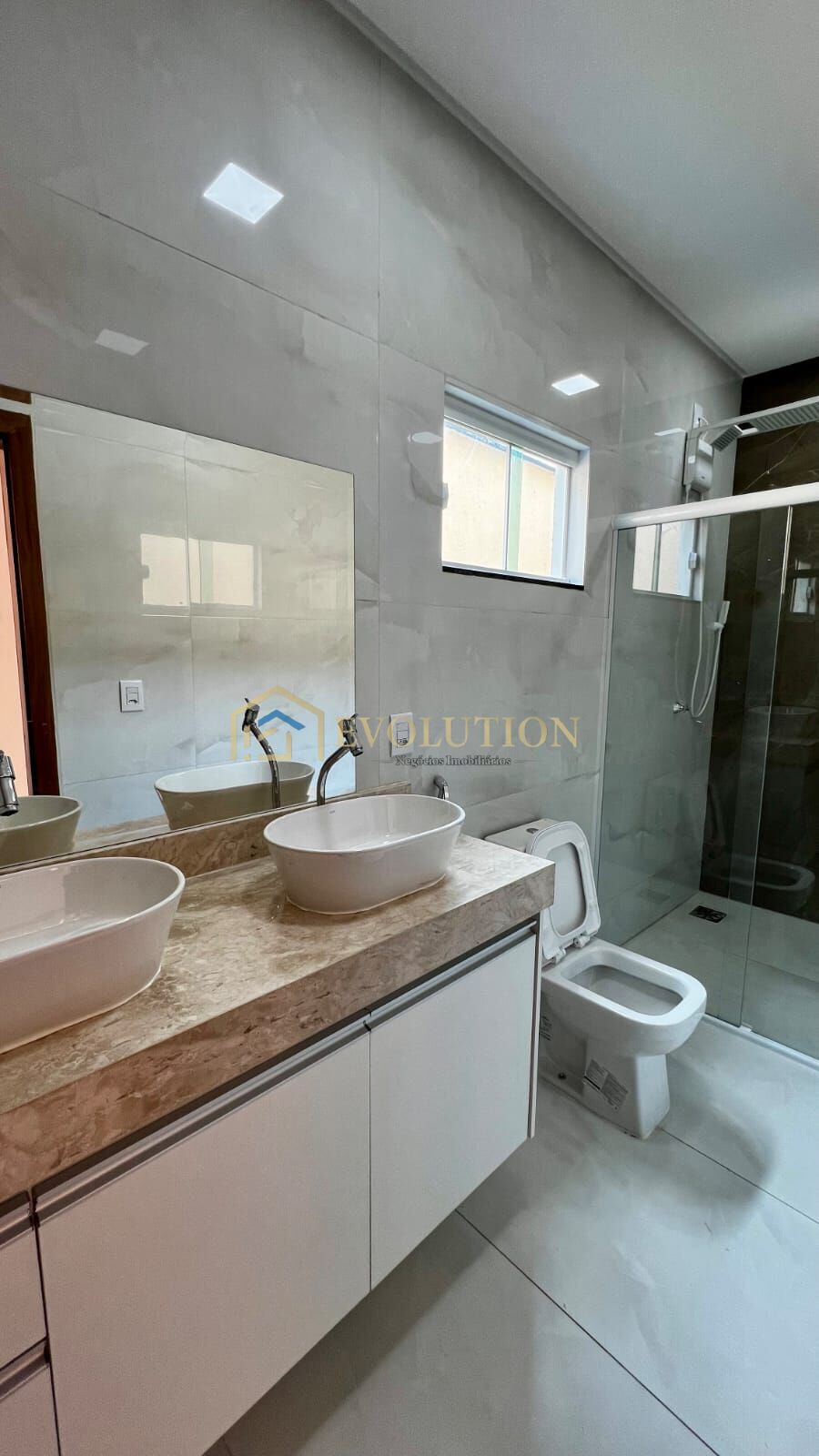 Casa à venda com 3 quartos, 268m² - Foto 15