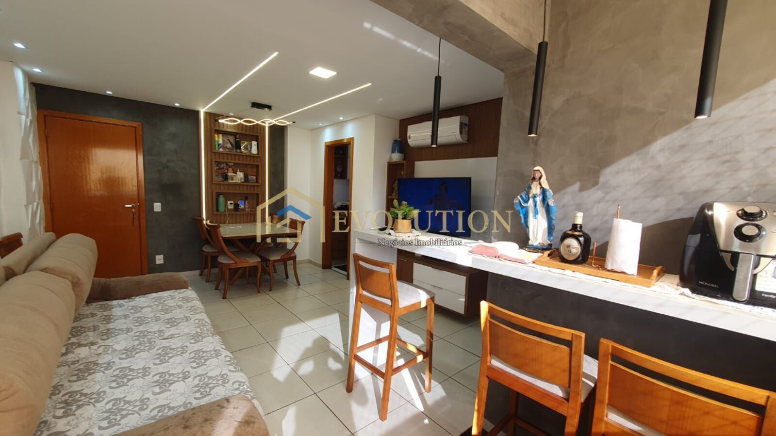 Apartamento à venda com 2 quartos, 63m² - Foto 5