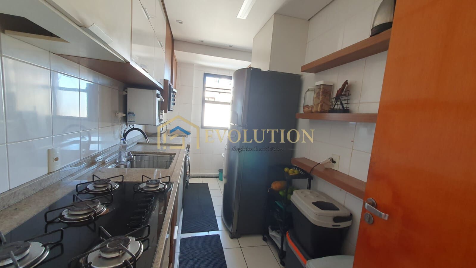 Apartamento à venda com 2 quartos, 63m² - Foto 9