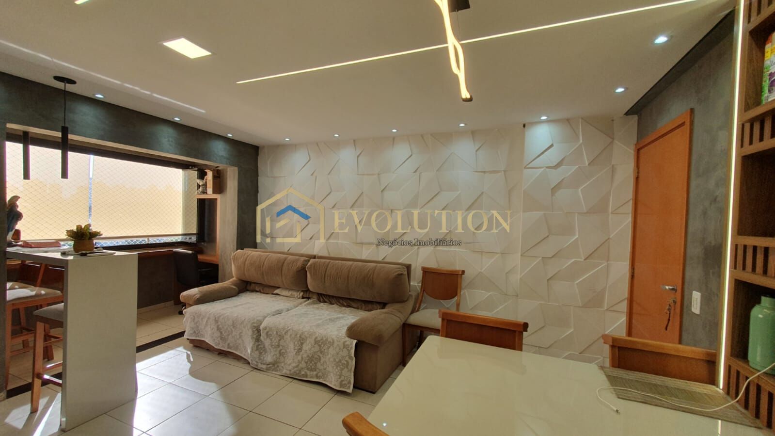 Apartamento à venda com 2 quartos, 63m² - Foto 3
