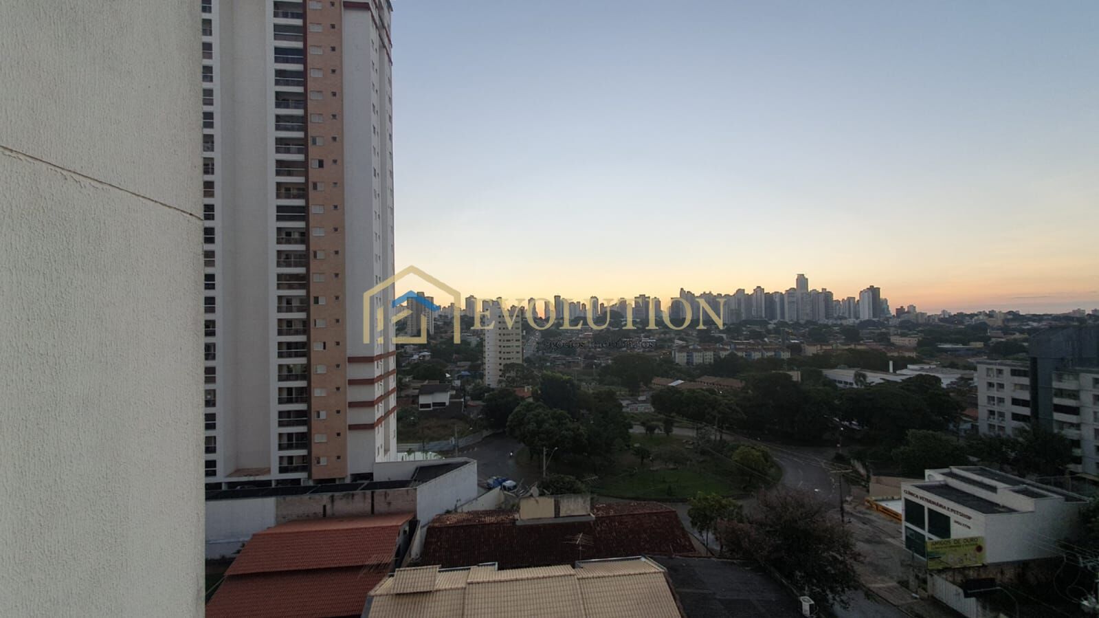 Apartamento à venda com 2 quartos, 63m² - Foto 15