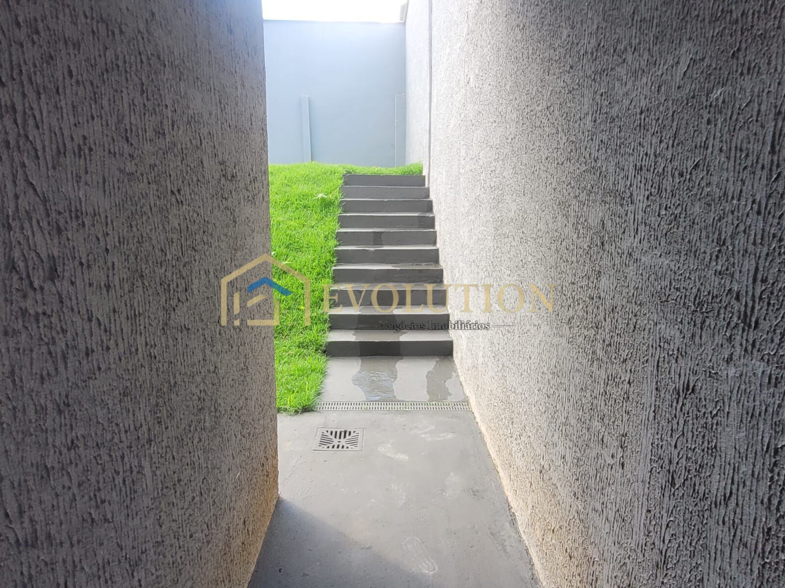 Casa à venda com 3 quartos, 110m² - Foto 9